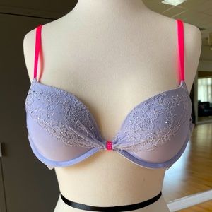 Victoria Secret 32C